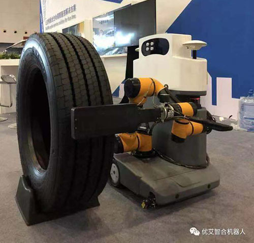 Youibot and Michelin Announces ARIS for Unmanned Inspection Robot of Commercial Vehicles